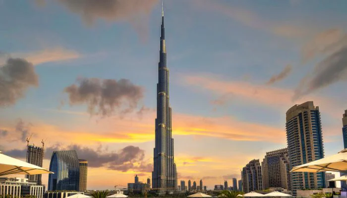 Burj Khalifa - Places to visit in dubai